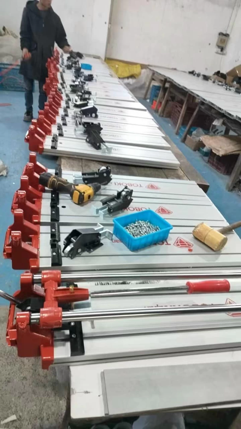 Bàn Cắt Gạch 2 Gióng Toboki T-6-1200 - Hình ảnh 2 TOBOKI