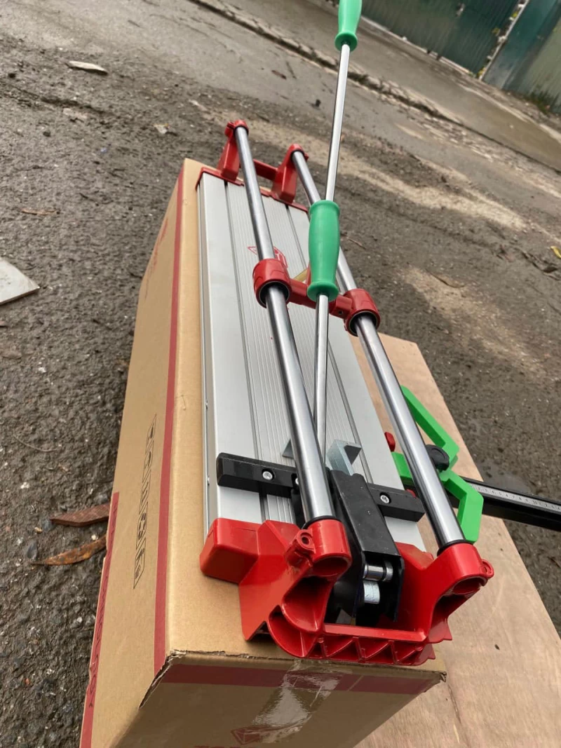 Bàn Cắt Gạch 2 Gióng Toboki T-6-800 - Hình ảnh 1 TOBOKI