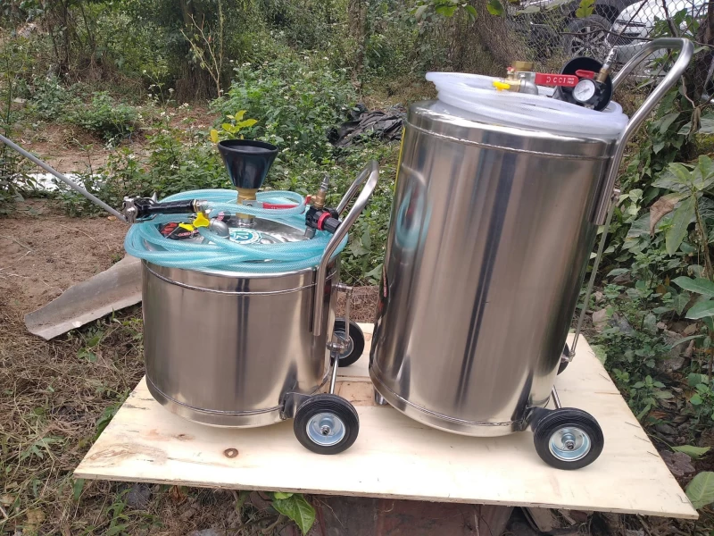 Bình Tạo Bọt Tuyết Jetman 40L Inox 304 BB304-40 - Hình ảnh 3 JETMAN