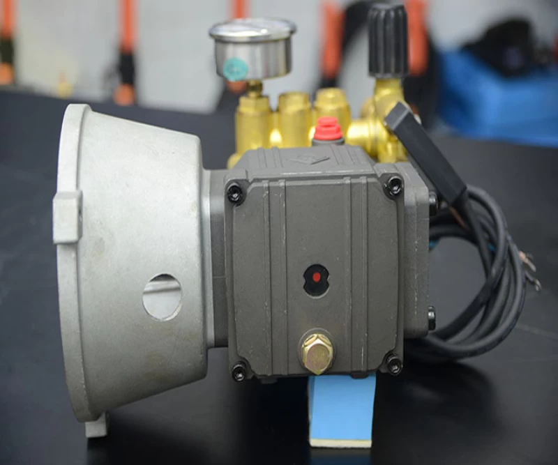 Đầu Bơm Máy Rửa Xe Cao Áp 4Kw Lutian 1508 - Hình ảnh 1 LUTIAN