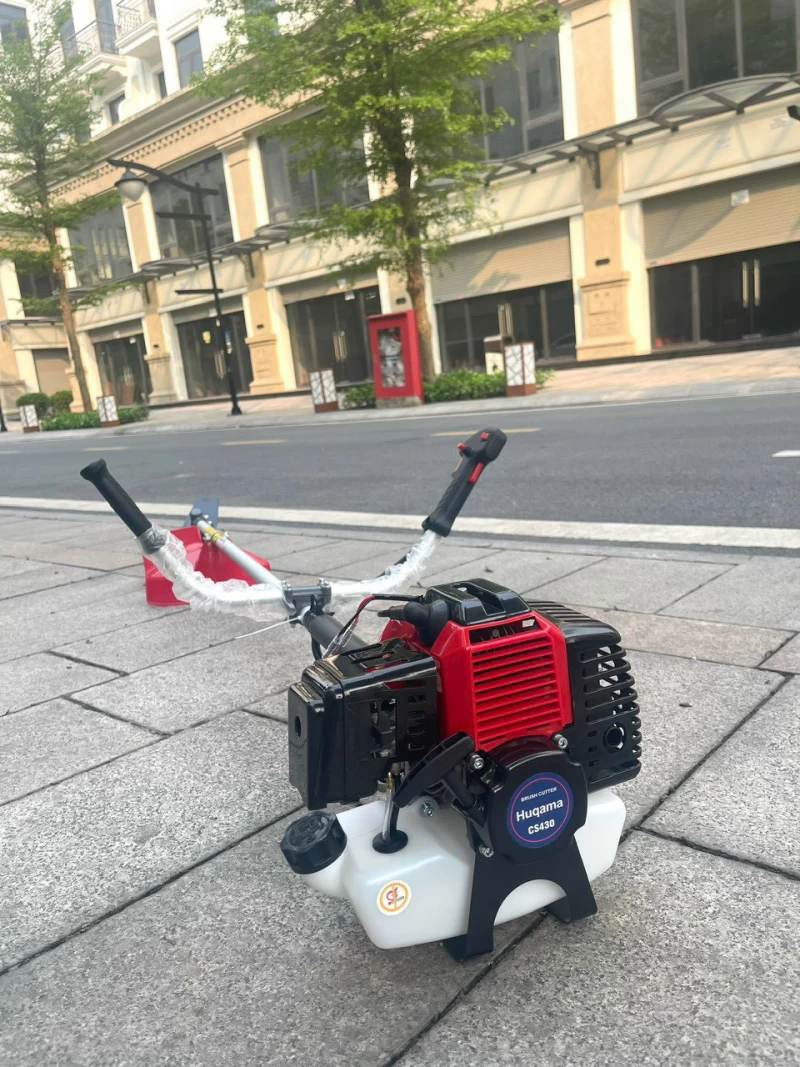 Máy Cắt Cỏ 2 Thì Huqama CS430 - Hình ảnh 1 HUQAMA