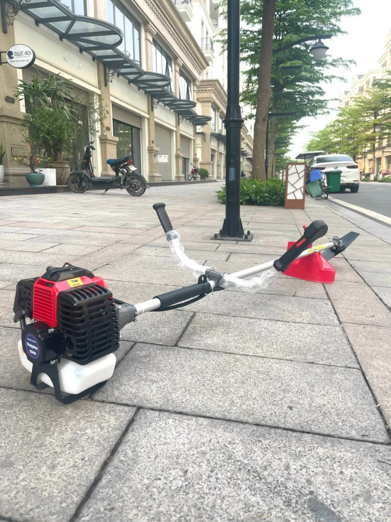 Máy Cắt Cỏ 2 Thì Huqama CS430 - Hình ảnh 5 HUQAMA