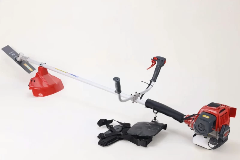 Máy Cắt Cỏ 2 Thì Yataka TY53 - Hình ảnh 1 YATAKA