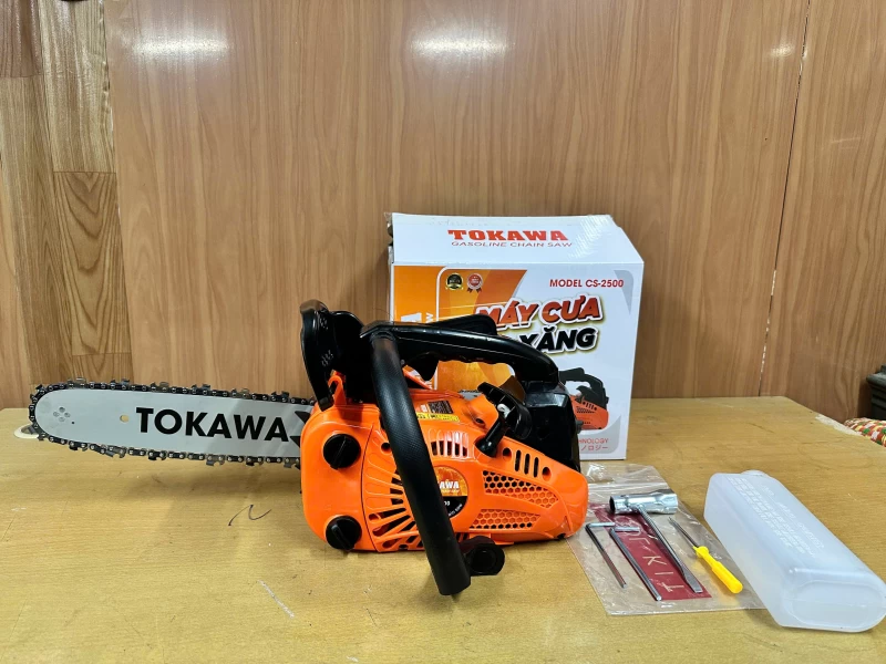 Máy Cưa Xích 2 Thì Tokawa CS-2500 - Hình ảnh 2 TOKAWA