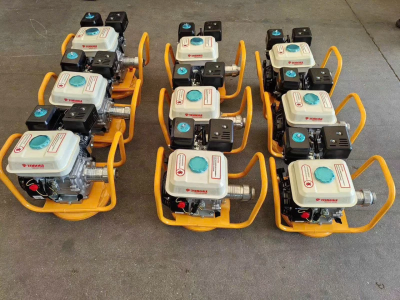 Máy Đầm Dùi Chạy Xăng Toboki T6.5HP - Hình ảnh 4 TOBOKI