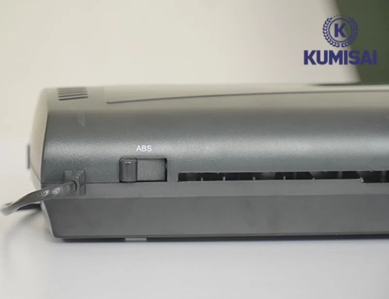 Máy ép plastic Olympia A330 - Hình ảnh 5 KUMISAI