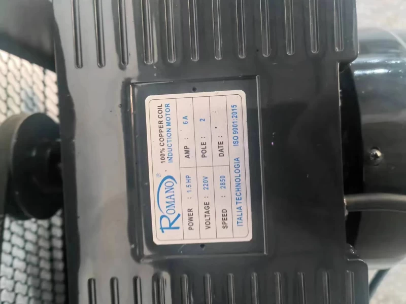 Máy Nén Khí Dây Đai 1.5HP 70L Romano ROMA15-70 - Hình ảnh 2 ROMANO