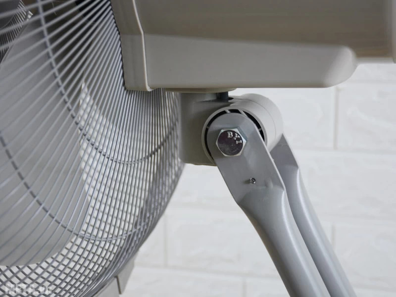 Quạt sàn công nghiệp Thái lan Hatari IT18M2 - Hình ảnh 3 HATARI