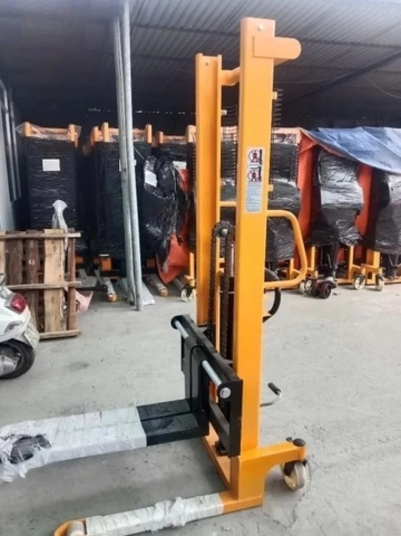 Xe nâng tay cao càng C Nitto 3Tx1.6m - Hình ảnh 1 NITTO