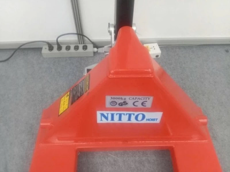 Xe nâng tay thấp bánh PU NITTO 5Tx685 - Hình ảnh 6 NITTO