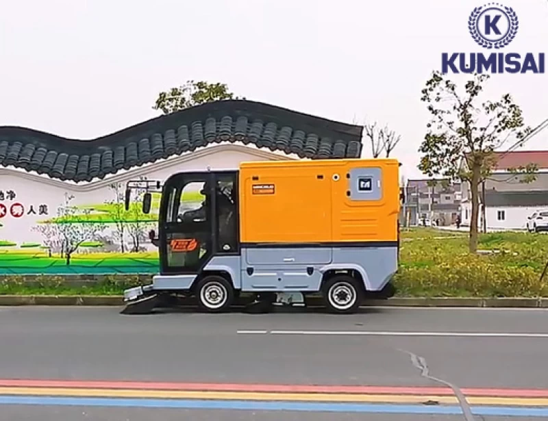 Xe quét rác công nghiệp ngồi lái Kumisai KMS 1800 - Hình ảnh 4 KUMISAI