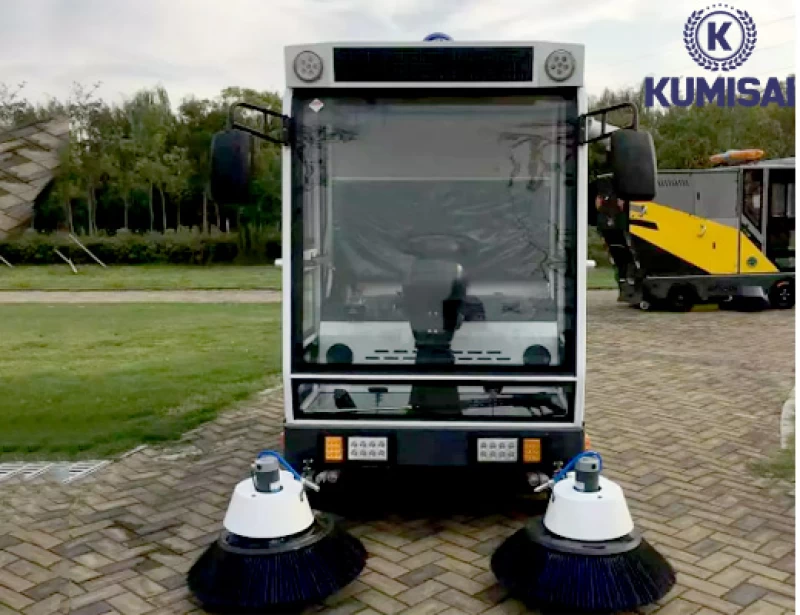 Xe quét rác công nghiệp ngồi lái Kumisai KMS-2200 - Hình ảnh 3 KUMISAI