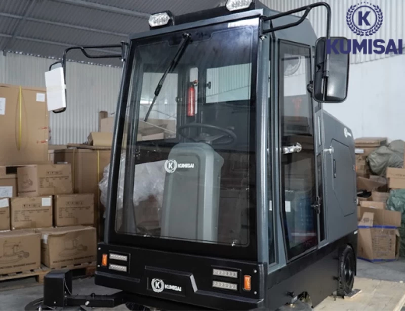 Xe quét rác công nghiệp ngồi lái Kumisai KMS-S12 - Hình ảnh 2 KUMISAI