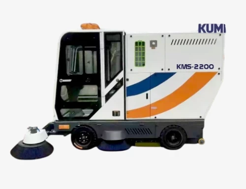 Xe quét rác công nghiệp ngồi lái Kumisai KMS-2200 - KUMISAI - Giá 344,000,000₫ - Chính hãng tại Điện máy HTC